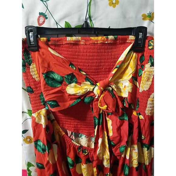 Almost Famous Red Floral Dress with Large Yellow Flowers - Picture 4 of 8